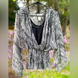 Worthington shirt size Medium